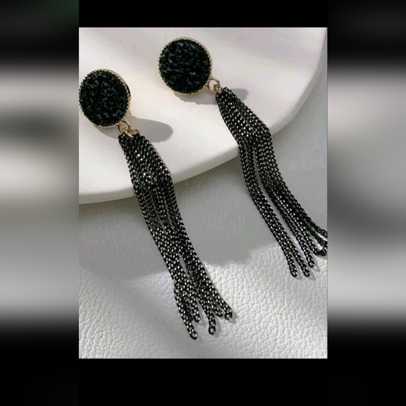 Stunning Black Rhinestone & Long Chain Tassel Dangle Drop Earrings New! - Picture 8 of 10